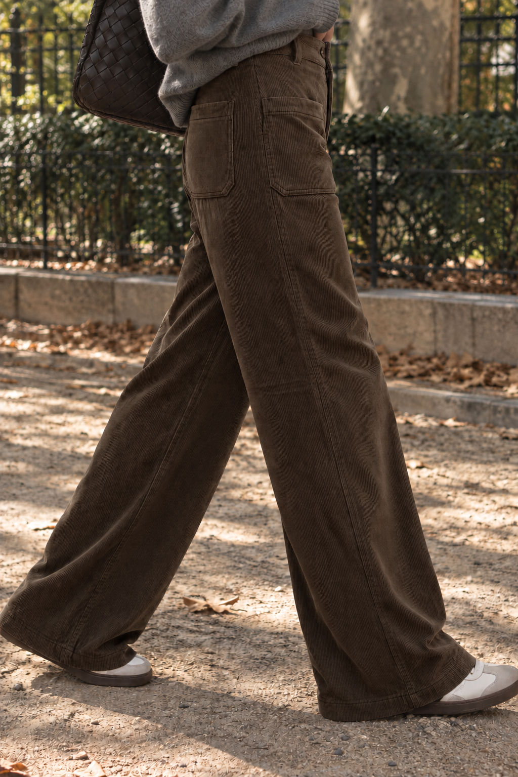 NORA | Pantalón ancho de pierna suelta