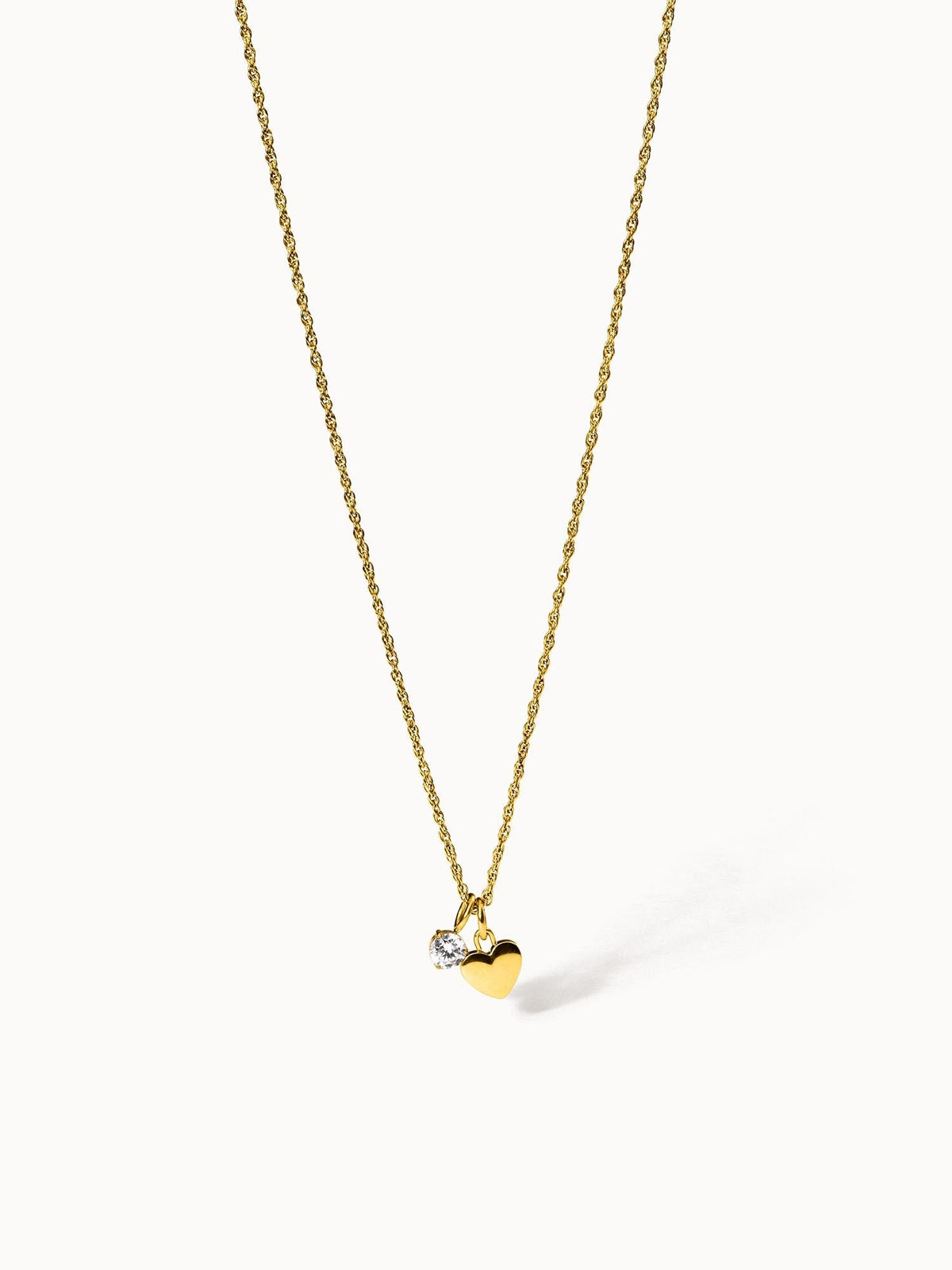Collar Brave con corazón y colgante