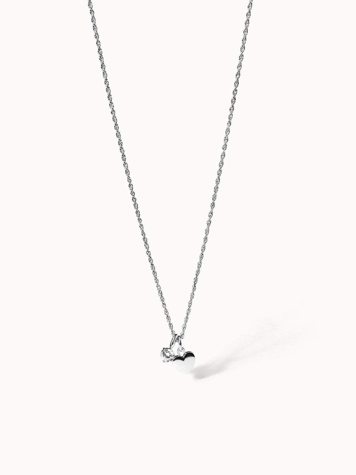 Collar Brave con corazón y colgante