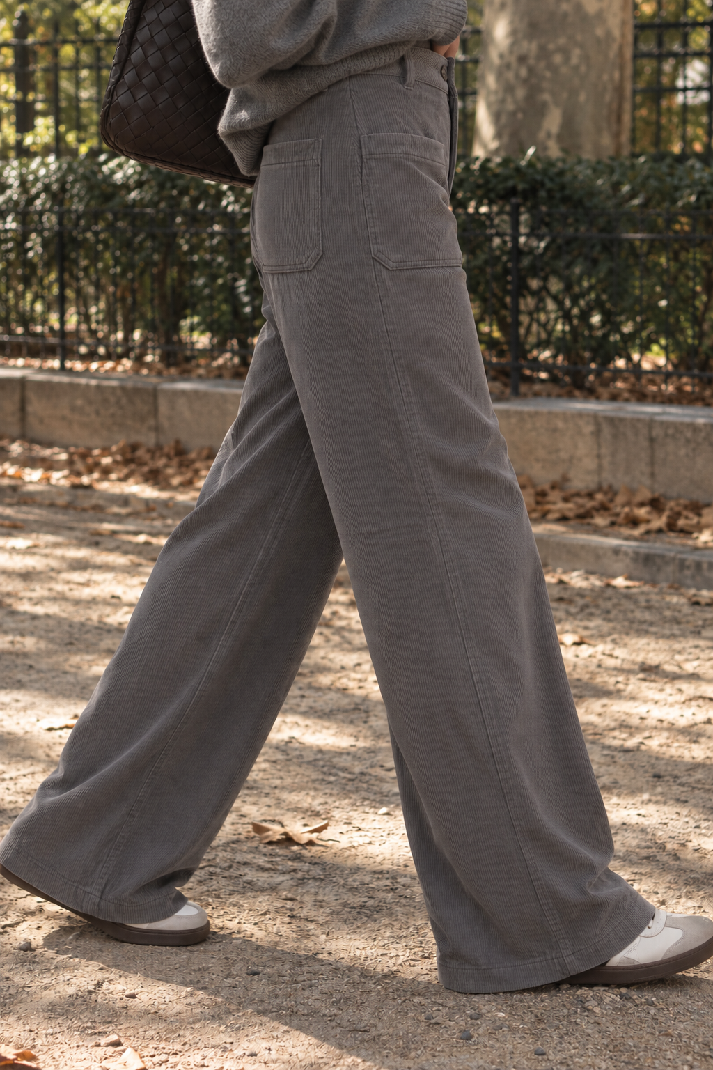 NORA | Pantalón ancho de pierna suelta